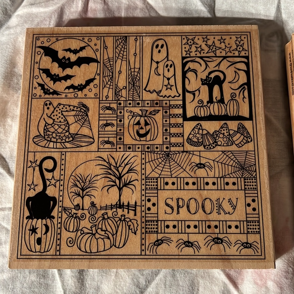 Halloween themed wooden rubber stamps - Picture 2 of 8